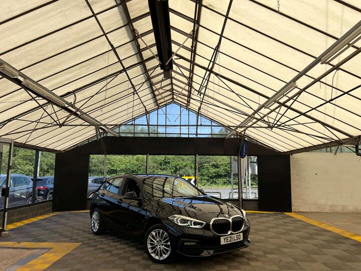 BMW 1 SERIES 1.5 118i SE (LCP) DCT Euro 6 (s/s) 5dr