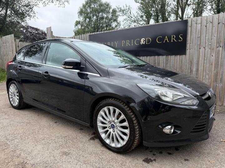 Ford Focus 1.6 TDCi Zetec Navigator Euro 5 (s/s) 5dr