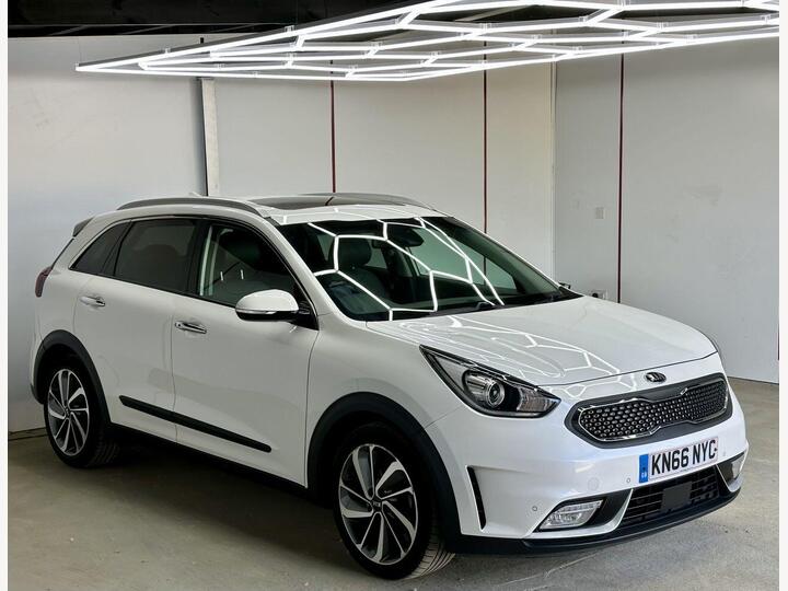 Kia NIRO 1.6h GDi First Edition DCT Euro 6 (s/s) 5dr