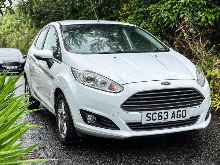 Ford Fiesta 1.0T EcoBoost Zetec Euro 5 (s/s) 5dr