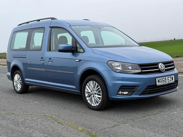 Volkswagen Caddy Maxi Life 2.0 TDI Euro 6 (s/s) 5dr Volkswagen Caddy Maxi Life 2.0 TDI Euro 6 (s/s) 5dr