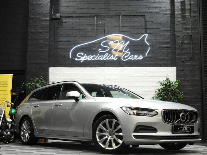 Volvo V90 2.0 B4 MHEV Momentum Auto Euro 6 (s/s) 5dr