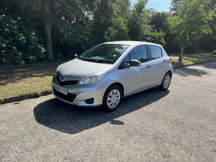 Toyota Yaris 1.0 VVT-i T2 Euro 5 5dr