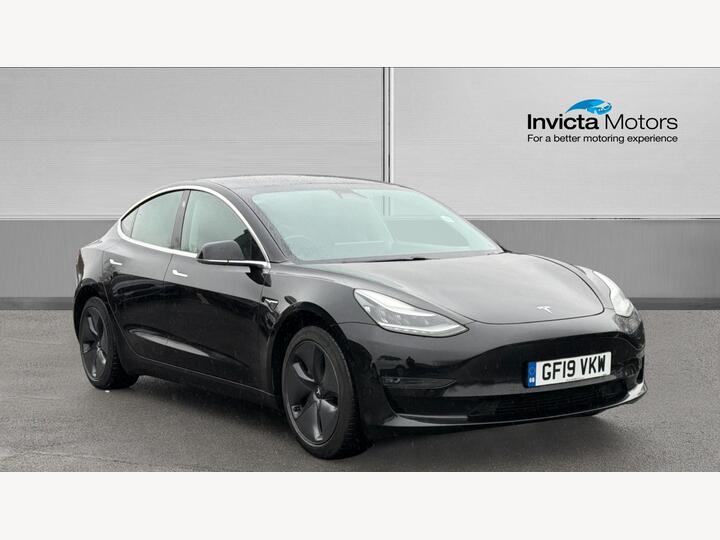 Tesla Model 3 Standard Range Plus Auto RWD 4dr