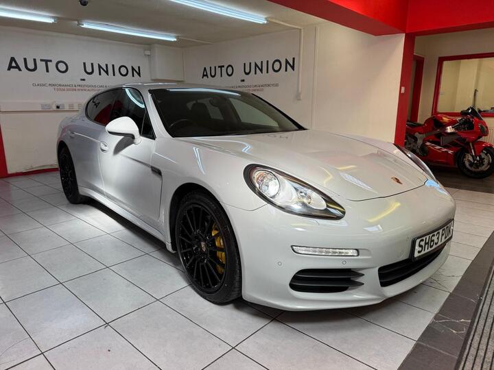 Porsche Panamera 3.0D V6 TiptronicS Euro 5 (s/s) 5dr