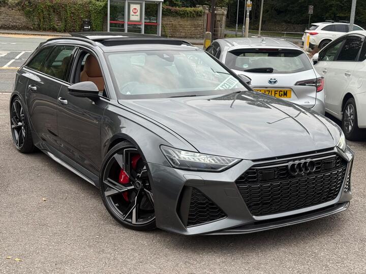 Audi RS6 Avant 4.0 TFSI V8 Performance Carbon Vorsprung Estate 5dr Petrol Tiptronic Quattro Euro 6 (s/s) (630 Ps) Audi RS6 Avant 4.0 TFSI V8 Performance Carbon Vorsprung Estate 5dr Petrol Tiptronic Quattro Euro 6 (s/s) (630 Ps)