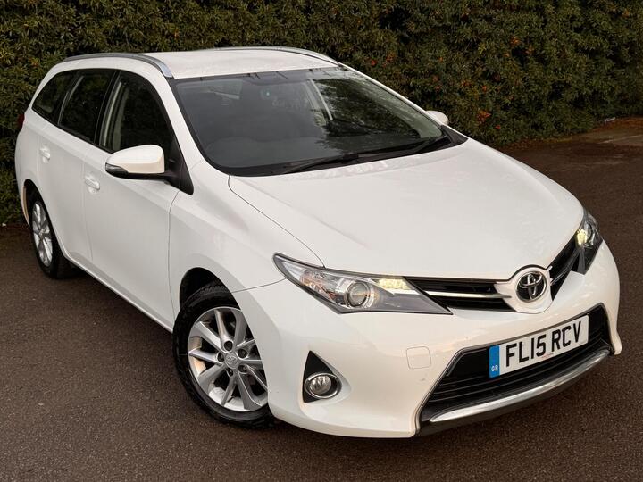 Toyota Auris 1.33 Dual VVT-i Icon Touring Sports Euro 5 (s/s) 5dr