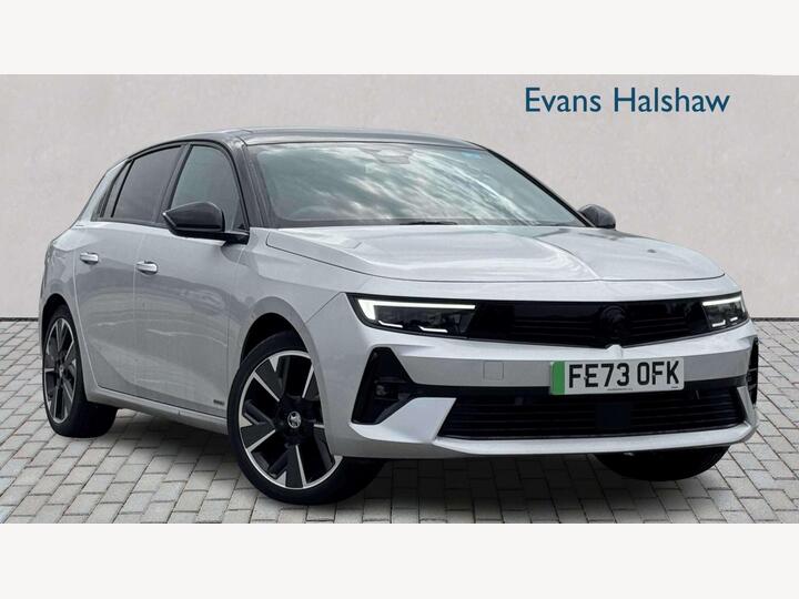 Vauxhall ASTRA ELECTRIC HATCHBACK 54kWh Ultimate Auto 5dr Vauxhall ASTRA ELECTRIC HATCHBACK 54kWh Ultimate Auto 5dr