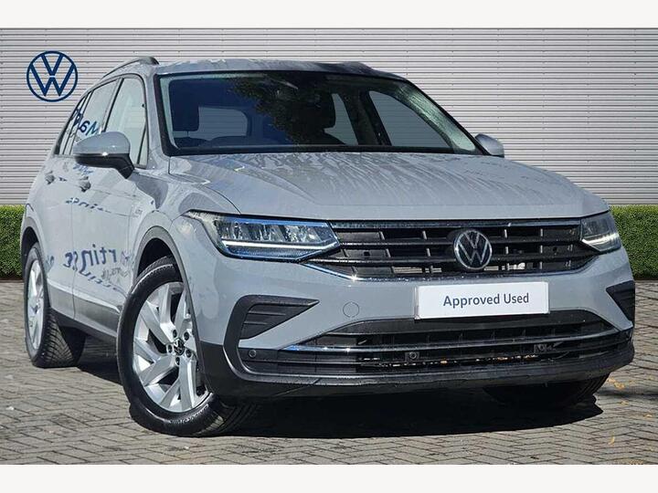 Volkswagen Tiguan 2.0 TDI Life DSG Euro 6 (s/s) 5dr