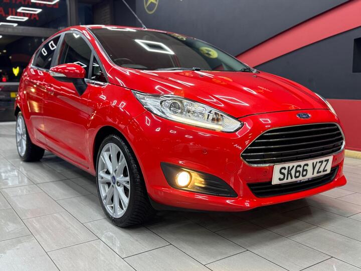 Ford Fiesta 1.0T EcoBoost Titanium Euro 6 (s/s) 5dr