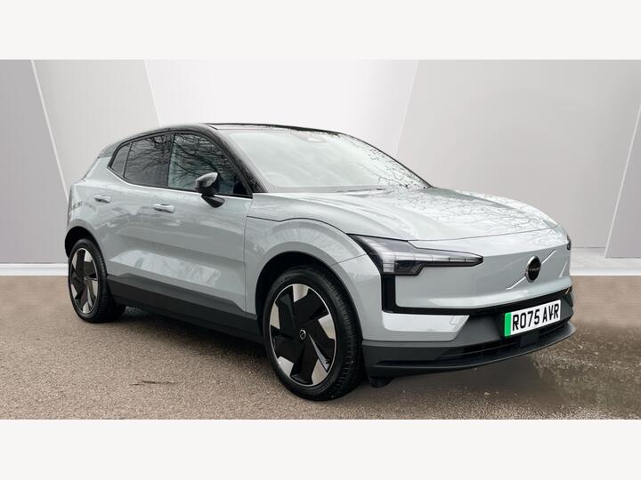 Volvo EX30 Twin Performance 69kWh Plus Auto AWD 5dr