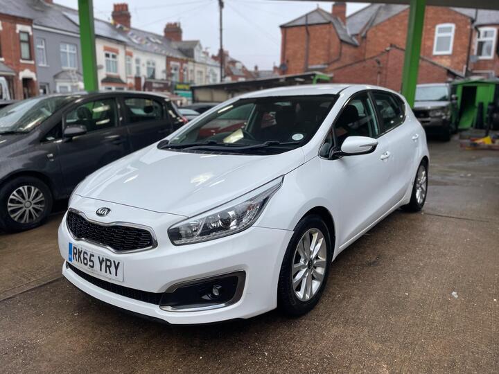 Kia Ceed 1.6 GDi EcoDynamics 2 Euro 5 (s/s) 5dr