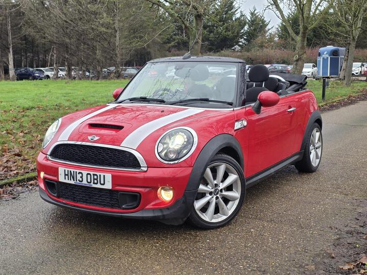 MINI Convertible 1.6 Cooper S Euro 5 (s/s) 2dr