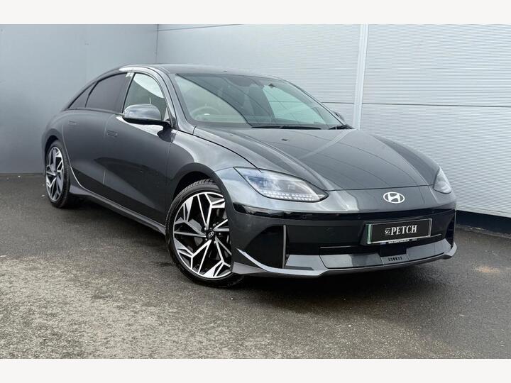 Hyundai IONIQ 6 77.4kWh Premium Auto AWD 4dr Hyundai IONIQ 6 77.4kWh Premium Auto AWD 4dr