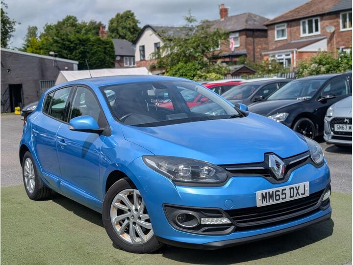 Renault Megane 1.5 DCi Dynamique Nav Euro 6 (s/s) 5dr Renault Megane 1.5 DCi Dynamique Nav Euro 6 (s/s) 5dr