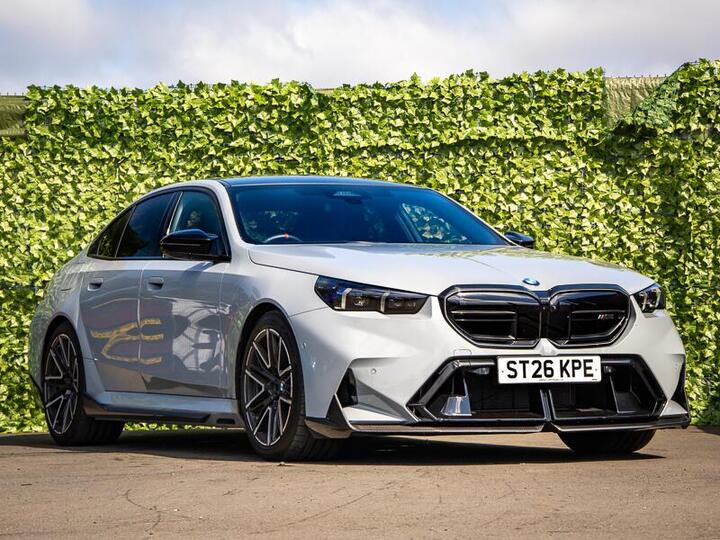 BMW M5 4.4 22.1kWh Steptronic XDrive Euro 6 (s/s) 4dr