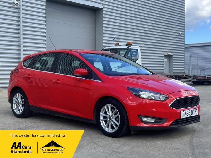 Ford Focus 1.0T EcoBoost Zetec Euro 6 (s/s) 5dr
