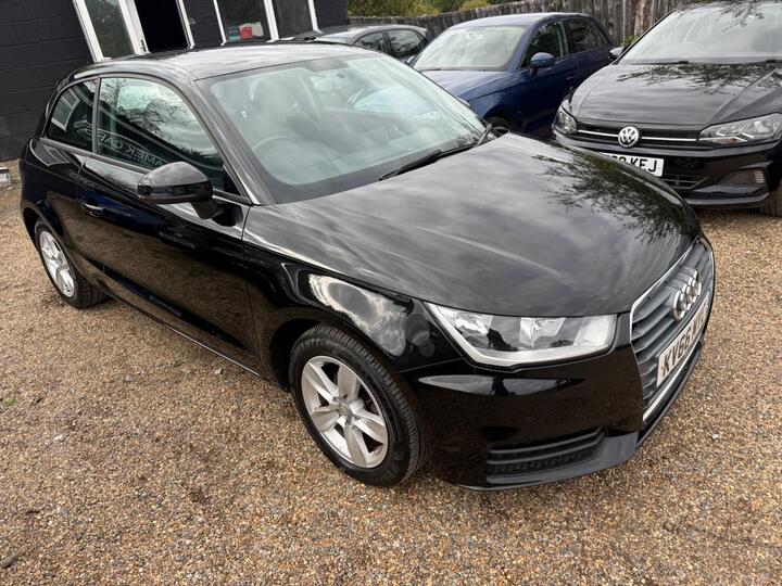 Audi A1 1.0 TFSI SE Euro 6 (s/s) 3dr