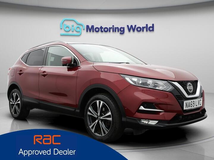 Nissan Qashqai 1.3 DIG-T N-Connecta Euro 6 (s/s) 5dr