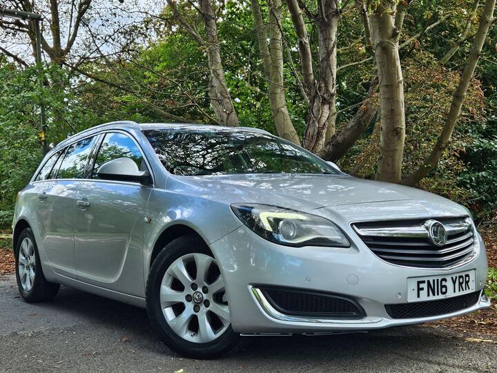 Vauxhall Insignia 1.6 CDTi EcoFLEX Tech Line Sports Tourer Euro 6 (s/s) 5dr Vauxhall Insignia 1.6 CDTi EcoFLEX Tech Line Sports Tourer Euro 6 (s/s) 5dr