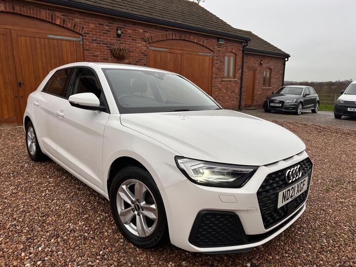 Audi A1 1.0 TFSI 25 Technik Sportback Euro 6 (s/s) 5dr