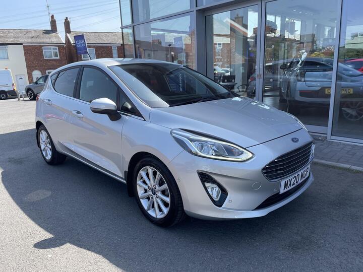 Ford Fiesta 1.0T EcoBoost Titanium Euro 6 (s/s) 5dr
