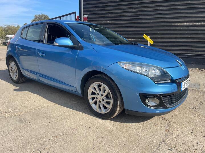 Renault Megane 1.6 16V Dynamique TomTom Euro 5 5dr