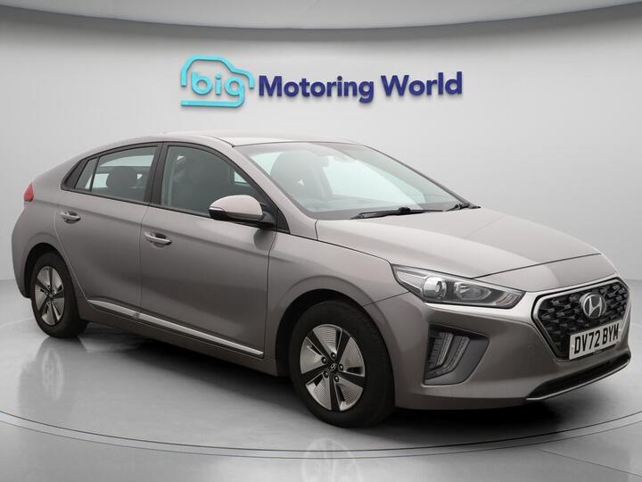 Hyundai IONIQ 1.6 H-GDi SE Connect DCT Euro 6 (s/s) 5dr Hyundai IONIQ 1.6 H-GDi SE Connect DCT Euro 6 (s/s) 5dr