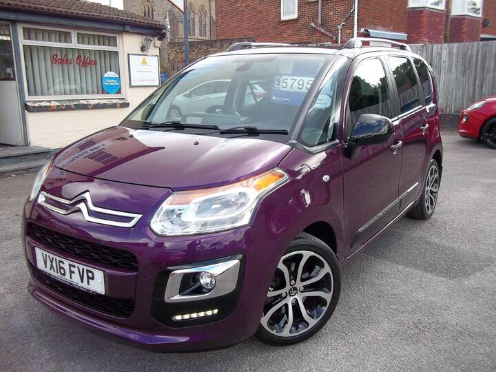 Citroen C3 Picasso 1.2 PureTech Platinum Euro 6 5dr Citroen C3 Picasso 1.2 PureTech Platinum Euro 6 5dr