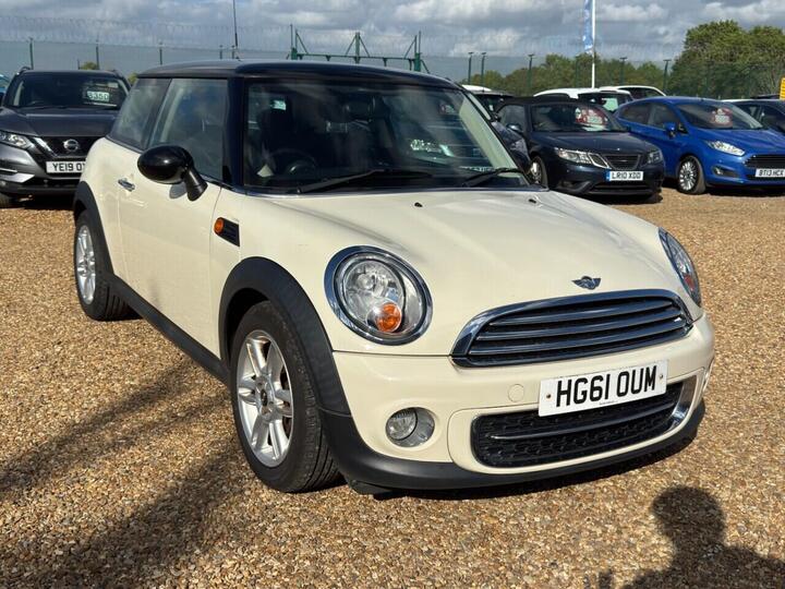 MINI HATCH 2.0 Cooper D Auto Euro 5 3dr