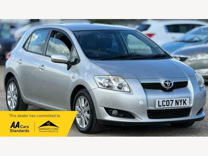 Toyota Auris 1.6 VVT-i T Spirit 5dr Toyota Auris 1.6 VVT-i T Spirit 5dr