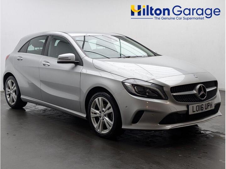 Mercedes-Benz A-CLASS 1.5 A180d Sport (Premium) 7G-DCT Euro 6 (s/s) 5dr Mercedes-Benz A-CLASS 1.5 A180d Sport (Premium) 7G-DCT Euro 6 (s/s) 5dr