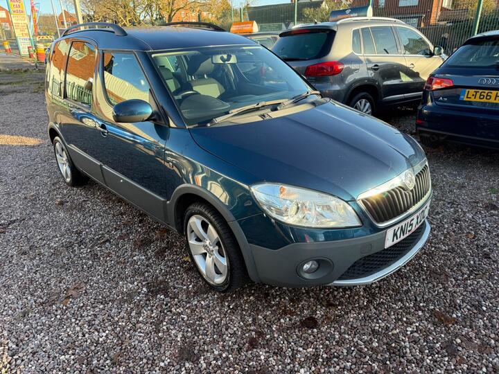 Skoda Roomster 1.6 TDI Scout Euro 5 5dr Skoda Roomster 1.6 TDI Scout Euro 5 5dr