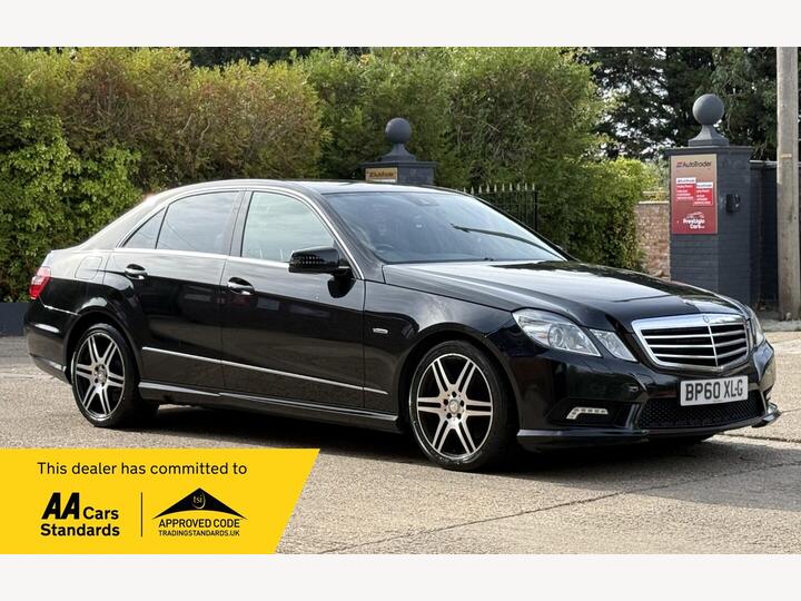 Mercedes-Benz E Class 3.0 E350 CDI V6 BlueEfficiency Sport G-Tronic Euro 5 4dr