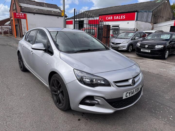Vauxhall Astra 2.0 CDTi Tech Line GT Euro 5 (s/s) 5dr Vauxhall Astra 2.0 CDTi Tech Line GT Euro 5 (s/s) 5dr