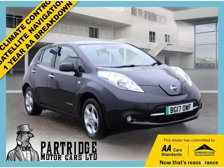 Nissan LEAF 30kWh Acenta Auto 5dr Nissan LEAF 30kWh Acenta Auto 5dr