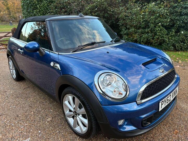 MINI CONVERTIBLE 1.6 Cooper S Euro 5 (s/s) 2dr MINI CONVERTIBLE 1.6 Cooper S Euro 5 (s/s) 2dr
