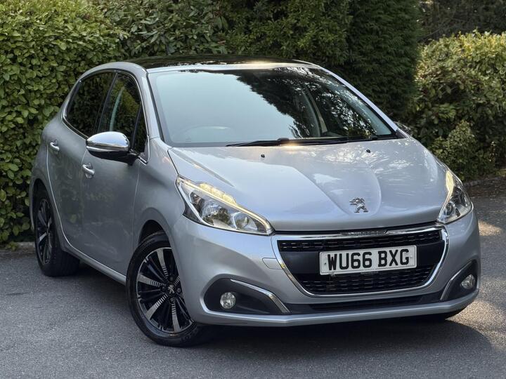 Peugeot 208 1.2 PureTech Allure Premium Euro 6 5dr