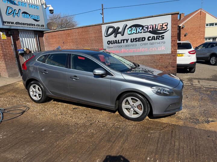 Volvo V40 2.0 D4 SE Nav Euro 6 (s/s) 5dr