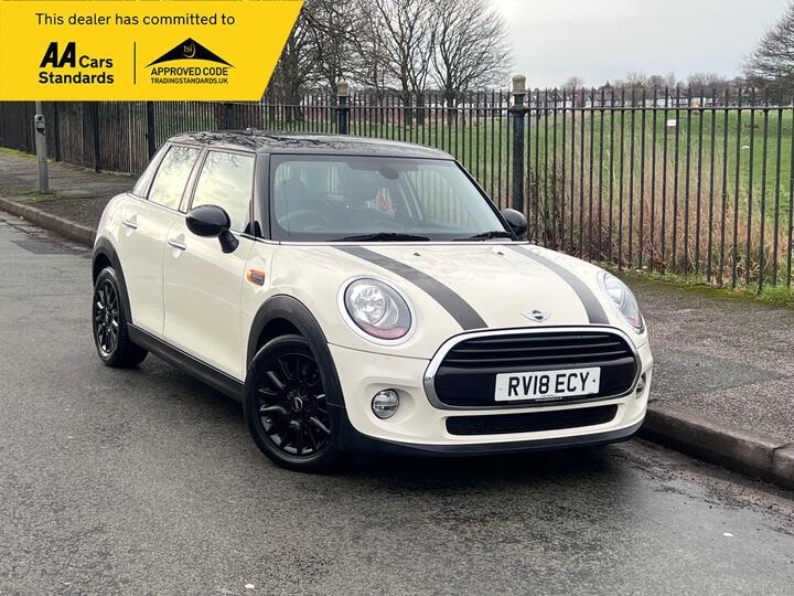 MINI HATCH 1.5 Cooper Euro 6 (s/s) 5dr