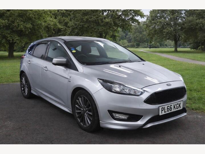 Ford Focus 1.5T EcoBoost ST-Line Auto Euro 6 (s/s) 5dr
