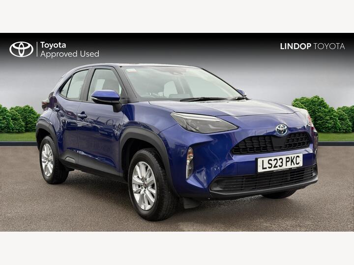 Toyota YARIS 1.5 VVT-h Icon E-CVT Euro 6 (s/s) 5dr