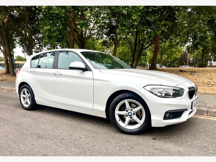 BMW 1 Series 1.5 118i SE Euro 6 (s/s) 5dr