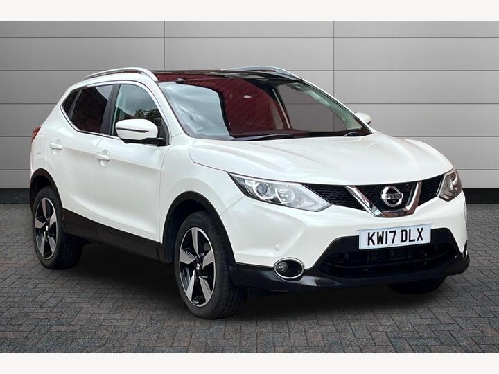 Nissan Qashqai 1.6 DCi N-Connecta XTRON 2WD Euro 6 (s/s) 5dr