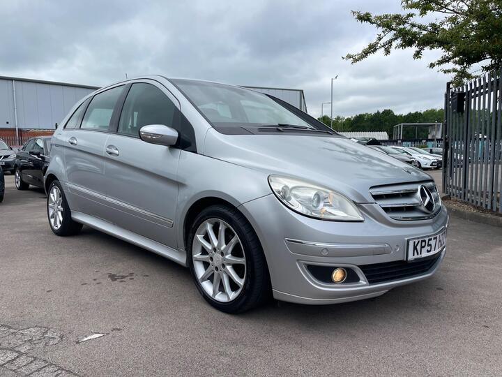 Mercedes-Benz B Class 2.0 B200 SE CVT 5dr