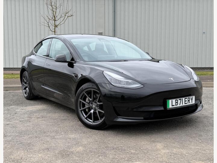 Tesla Model 3 Standard Range Plus Auto RWD 4dr