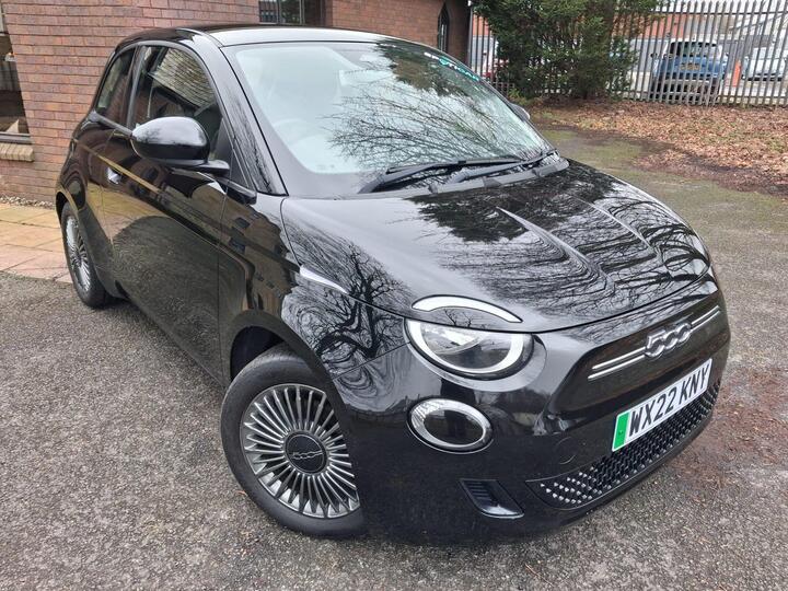 Fiat 500e 42kWh Icon Auto 3dr