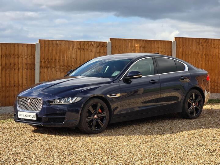 Jaguar XE 2.0d Portfolio Auto AWD Euro 6 (s/s) 4dr