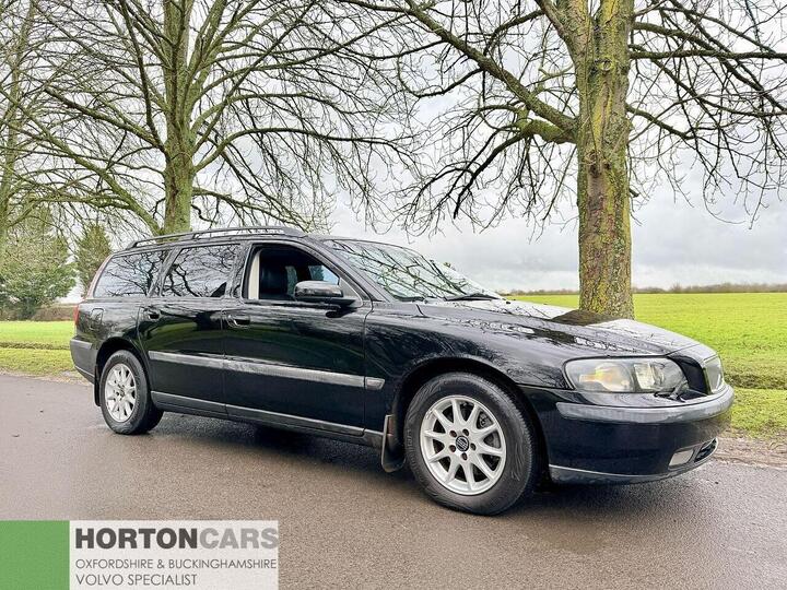 Volvo V70 2.4 SE 5dr