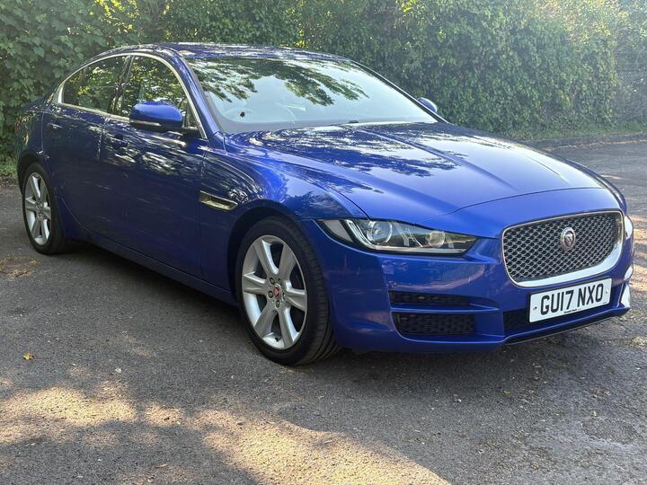 Jaguar XE 2.0d Portfolio Auto Euro 6 (s/s) 4dr